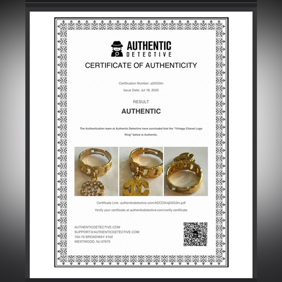 CHANEL Gold Ring with Crystal Charm - Picture 6 of 6